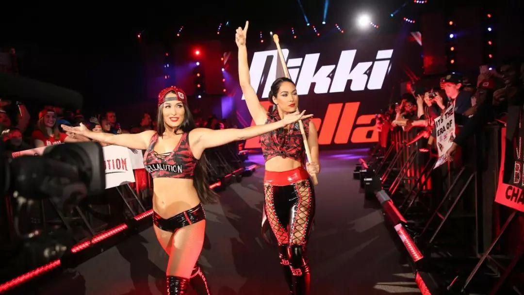 WWE首届女子付费大赛“进化大赛” WWE首届女子付费大赛“进化大赛”