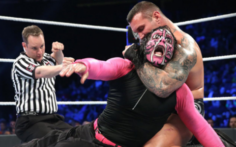 WWE SmackDown第1001期，杰夫哈迪再战兰迪奥顿，神秘人雷尔对战米兹
