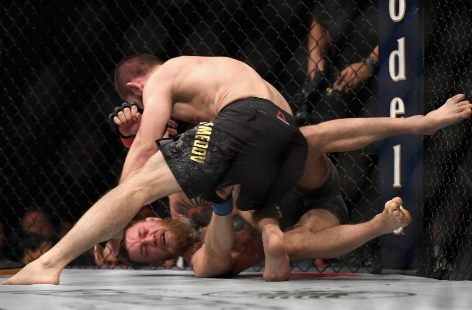 UFC229击败嘴炮的他，被老麦邀请加入WWE 声称如果加入WWE将粉碎“布洛克·莱斯纳”