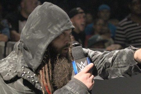 Bray Wyatt发了几条神秘的推特，暗示回归WWE