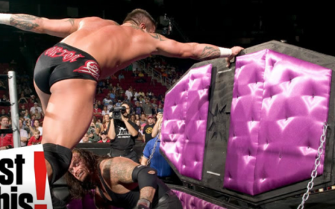 WWE历史上五位在棺材赛中击败了送葬者的WWE巨星