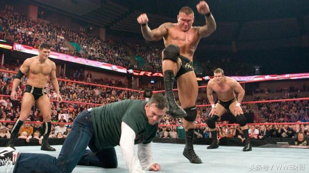 WWE最为残暴的毒蛇要回来了！兰迪·奥顿转为反派的真正原因！
