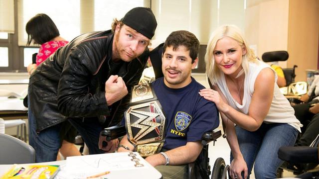 WWE大名鼎鼎的安布罗斯竟曾贩毒？盘点院长4件鲜为人知的往事