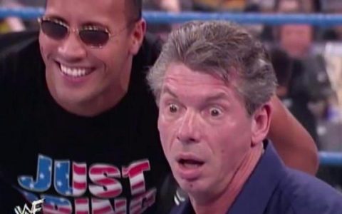 WWE亿万富翁老板最出糗的一次，这种拼命正是他成为富豪的原因！