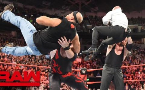WWE突发重大传闻：谋杀事件使重大赛事取消？传奇大战化为泡影？