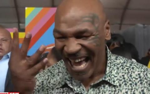 前世界拳王泰森想要来WWE搞事情！他会在WWE打比赛吗？