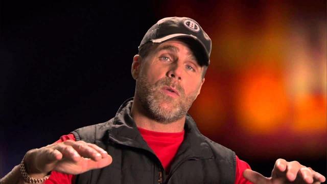 WWE成千上万摔迷热切盼望HBK回归，听听HBK怎么说！