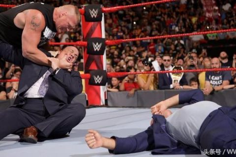 WWE 莱斯纳这次输定了？总经理安格誓要报仇雪恨！