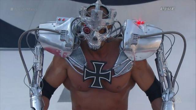 WWE选手有多喜欢漫威角色？曾经致敬过黑豹、美队还有雷神