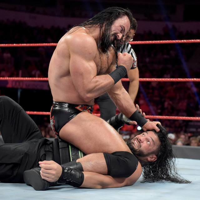 摧毁“罗曼帝国”的会是他？WWE一巨星重大上位在即！