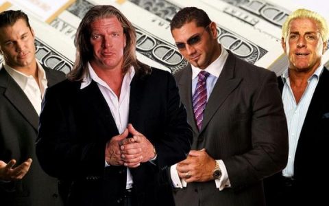 WWE传奇巨星回归！巴蒂斯塔将回Smackdown1000期重组进化军团！