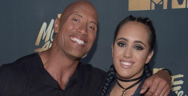 巨石强森后继有人！强森女儿开始训练，立志步父亲后尘征战WWE！