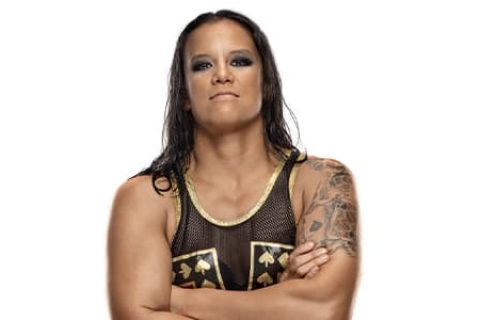 善纳·巴斯勒（Shayna Baszler）