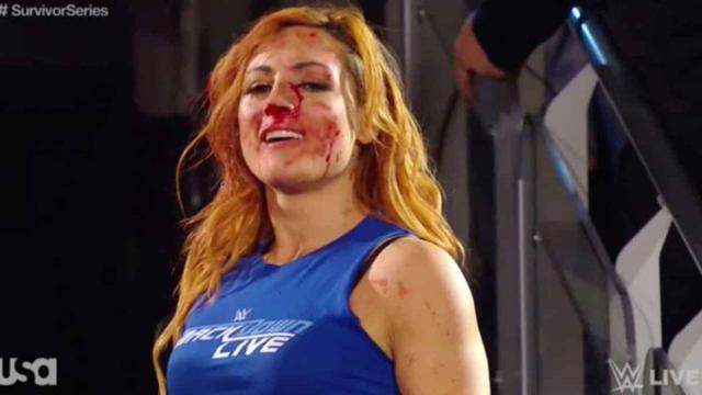 WWE的时代改变了！花瓶女选手如今成主力，人气比男选手还要高
