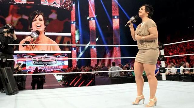 WWE为什么可以成为世界第一摔角联盟？老板凌晨三点还在工作