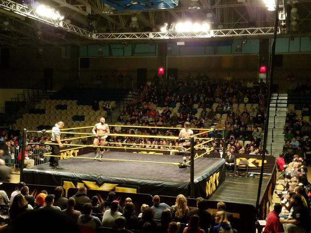 HHH接手WWE真的可以改变低迷的现状吗？他永远都比不了老麦