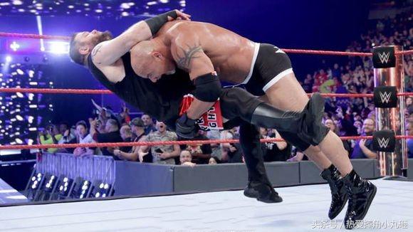 WWE“战神”高博本次大赛也是两分钟战胜!但这是在毁掉高博! WWE“战神”高博本次大赛也是两分钟战胜!但这是在毁掉高博!
