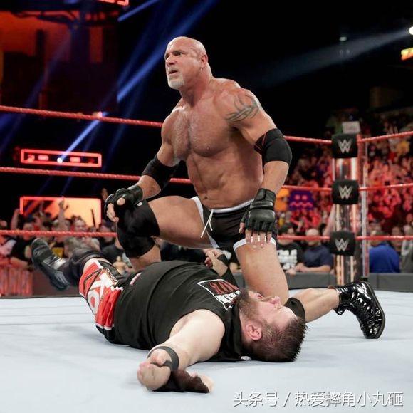 WWE“战神”高博本次大赛也是两分钟战胜!但这是在毁掉高博! WWE“战神”高博本次大赛也是两分钟战胜!但这是在毁掉高博!