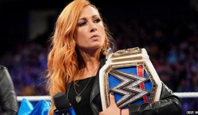 这几名WWE女选手可以击败男选手！前UFC女子冠军曾击败HHH