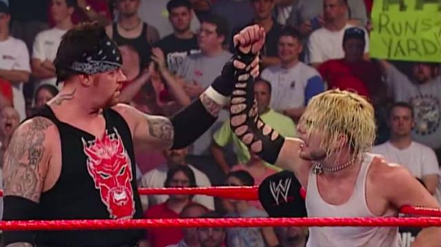 他是WWE最优秀的梯子赛选手！2008年击败HHH和艾吉一战封神
