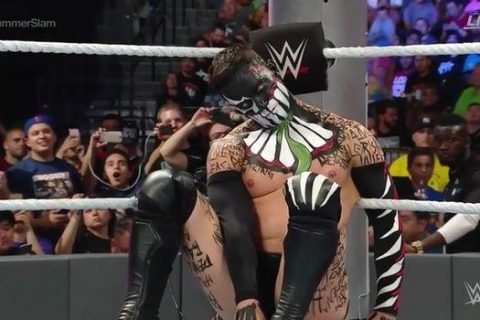 WWE那些差点要了命的擂台事故！大布脑震荡，HBK脊柱断裂