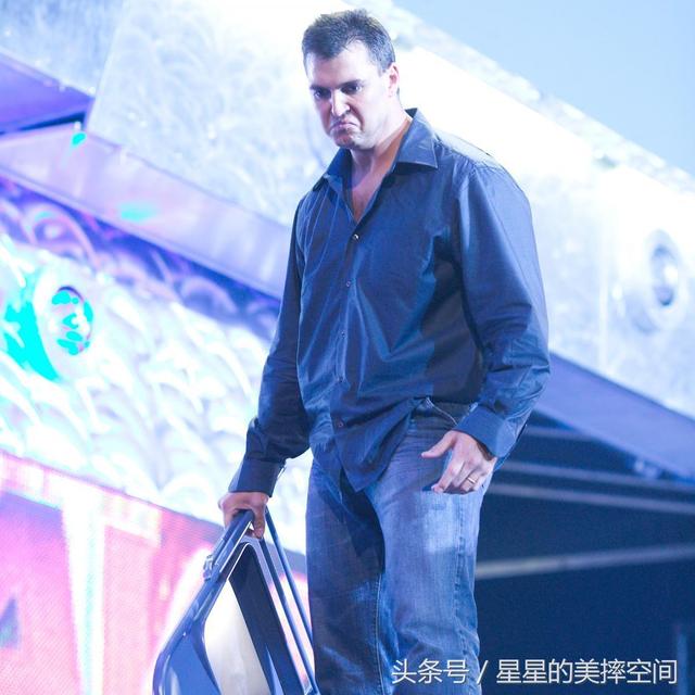 WWE太子爷的这些罕见照你都见过吗 年少时的他都帅掉渣了 WWE太子爷的这些罕见照你都见过吗 年少时的他都帅掉渣了