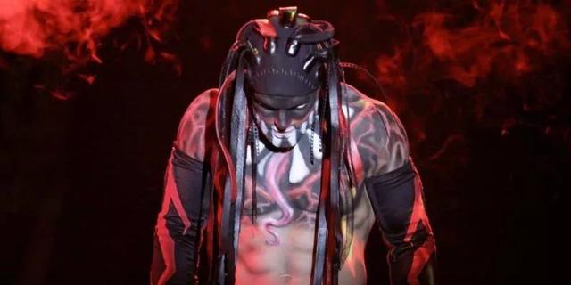 WWE冠军没存在感，“恶魔王子”不能回归！如何拯救WWE的收视率？
