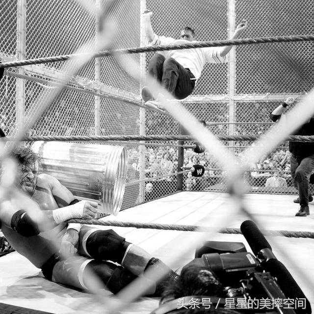 WWE太子爷的这些罕见照你都见过吗 年少时的他都帅掉渣了 WWE太子爷的这些罕见照你都见过吗 年少时的他都帅掉渣了