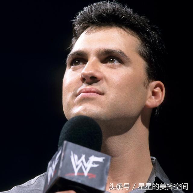 WWE太子爷的这些罕见照你都见过吗 年少时的他都帅掉渣了 WWE太子爷的这些罕见照你都见过吗 年少时的他都帅掉渣了