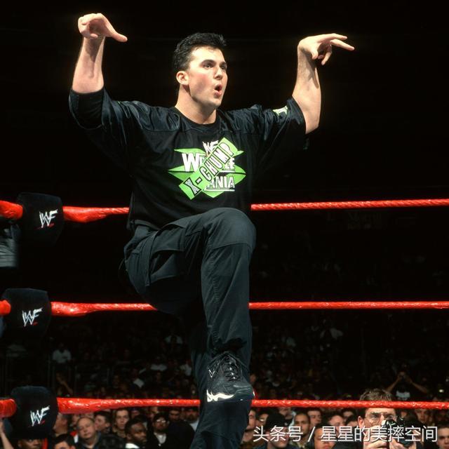 WWE太子爷的这些罕见照你都见过吗 年少时的他都帅掉渣了 WWE太子爷的这些罕见照你都见过吗 年少时的他都帅掉渣了