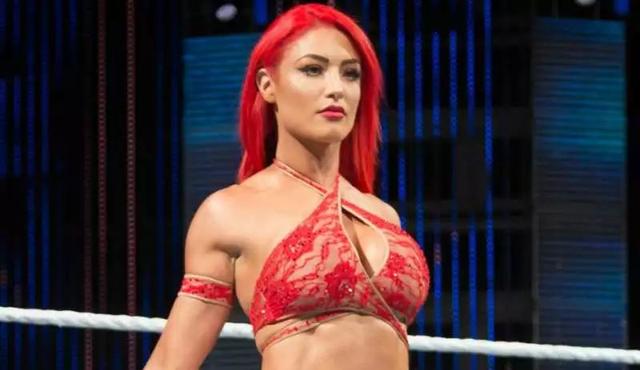WWE解雇的伊娃玛丽有多强？名校毕业生，如今签约巨石强森公司