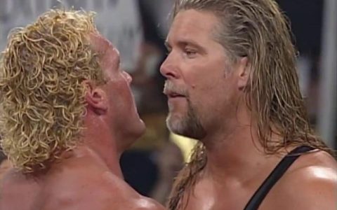 WWE顶级台柱竟当众忘词语无伦次，盘点WWE中令人捧腹的忘词时刻