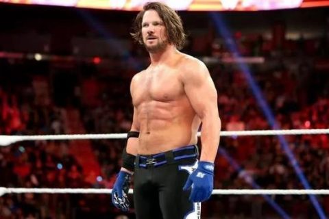 WWE选手AJ斯泰尔斯不为人知的事情！当过搬水工，非常讨厌詹皇