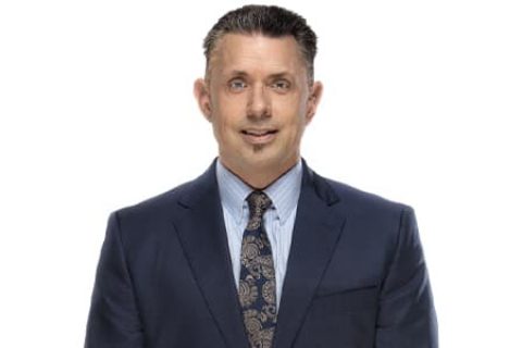 WWE名人堂成员揭秘：迈克尔科尔对布洛克・莱斯纳在摔角狂热上的举动感到震惊，直言毫无防备
