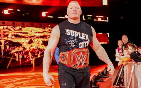 WWE RAW第1347期布洛克莱斯纳现身（中文解说）