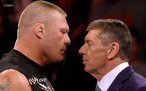 布洛克莱斯纳在摔角狂热35后台再次当众咒骂老麦