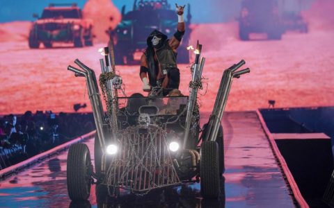 WWE摔角狂热35：瑞克弗莱尔终于报仇HHH恶战中险胜巴蒂斯塔