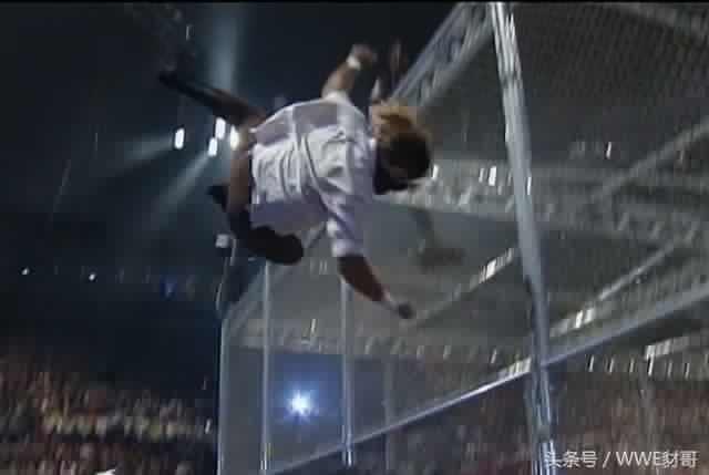 WWEWWE最残忍的比赛之一，老板几度想中止节目，儿子肖恩差点没命