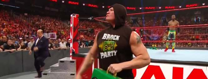 WWE2019 RAW第1357期:布洛克戏耍两位冠军,道夫再次袭击科菲金士顿
