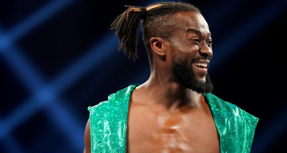 WWESmackDown第1033期:高柏首秀蓝色品牌 送葬者突然降临直面战神引爆现场