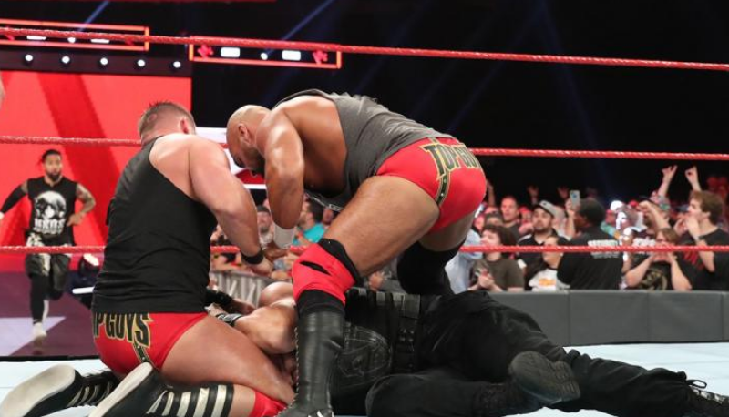 WWE2019 RAW第1358期 送葬者回归叫阵战神高柏