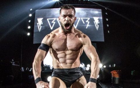 WWE洲际冠军"芬巴洛尔"只是摆盘中的洋葱