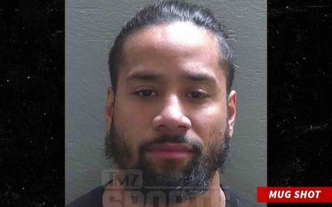 前WWE双打冠军吉米乌索酒驾被捕拒不合作已被控制
