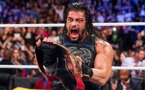 WWE前环球冠军罗曼雷恩斯告诫年轻选手需历尽磨难才能成为大帝