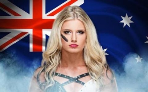 WWE艳照门受害者！风暴女托妮那些羡煞旁人的泳装照