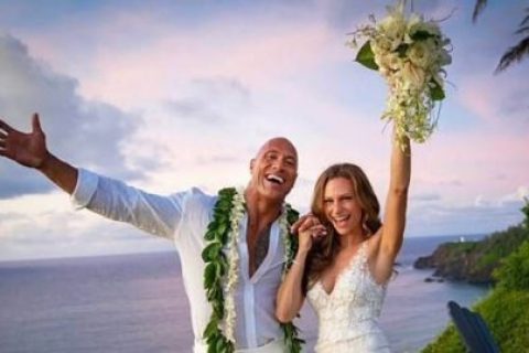 WWE2019年四个要结婚的巨星你知道几个？其中包括巨石强森哦