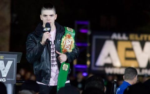 摔角届的吴亦凡助力AEW誓言必定战胜WWE·NXT