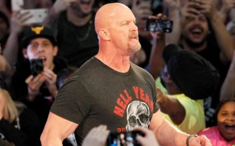 WWE门票卖不动无奈再次请来传奇冷石史蒂夫奥斯汀