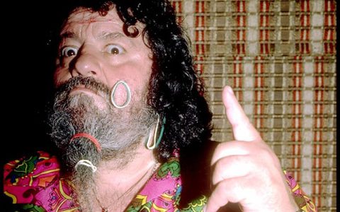 队长卢·阿尔巴诺 Captain Lou Albano