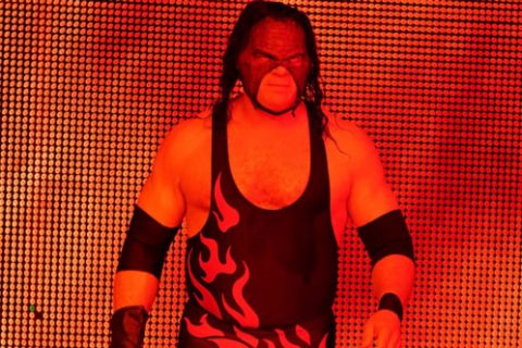 WWE红魔凯恩回忆道，早年WWE遭糕决定差点让其辞职!